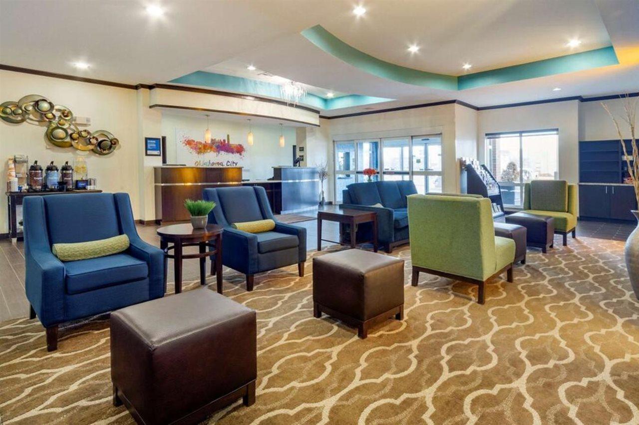 Comfort & West - I-40 Hotel 3*