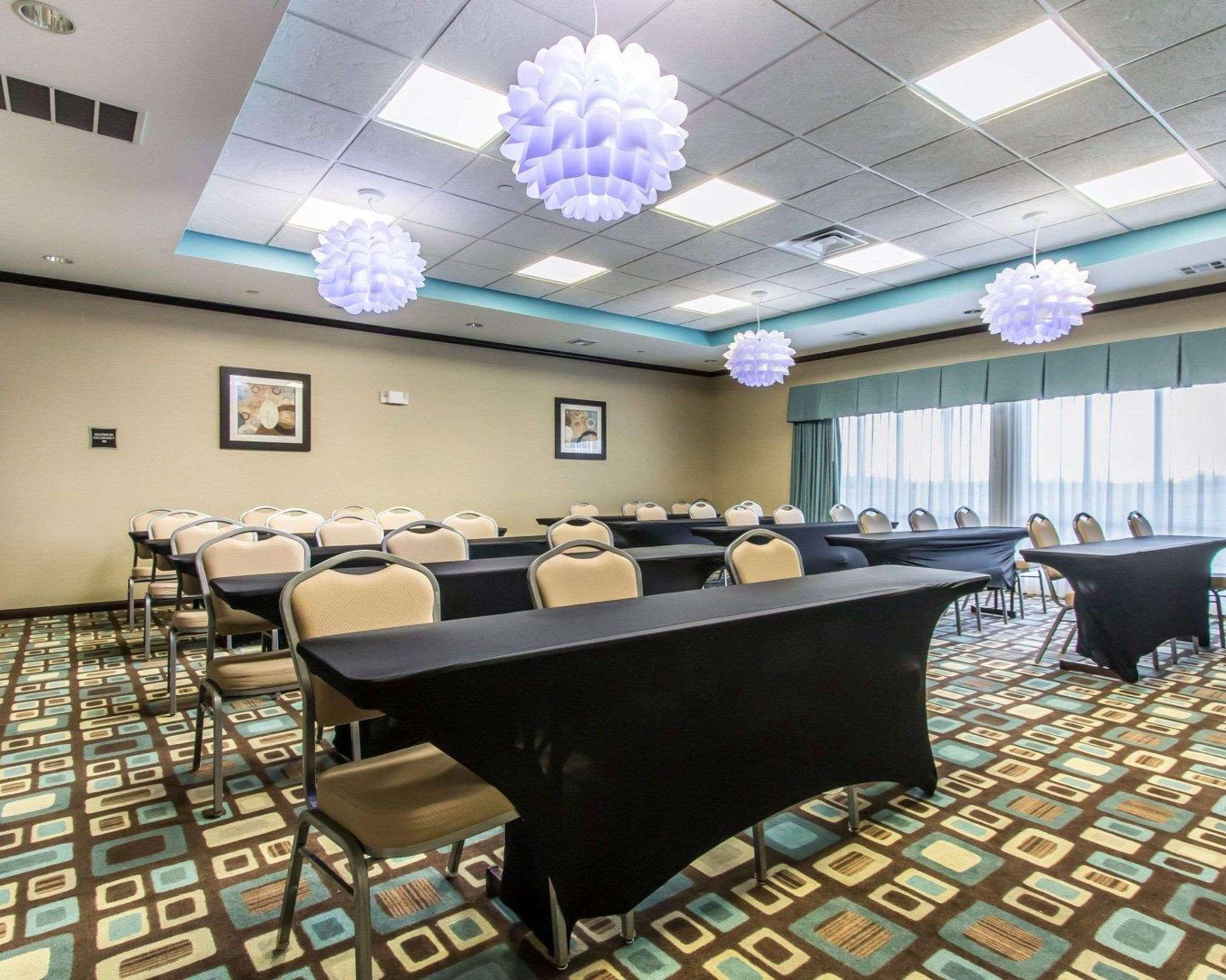 Hotel Comfort & West - I-40 Oklahoma City