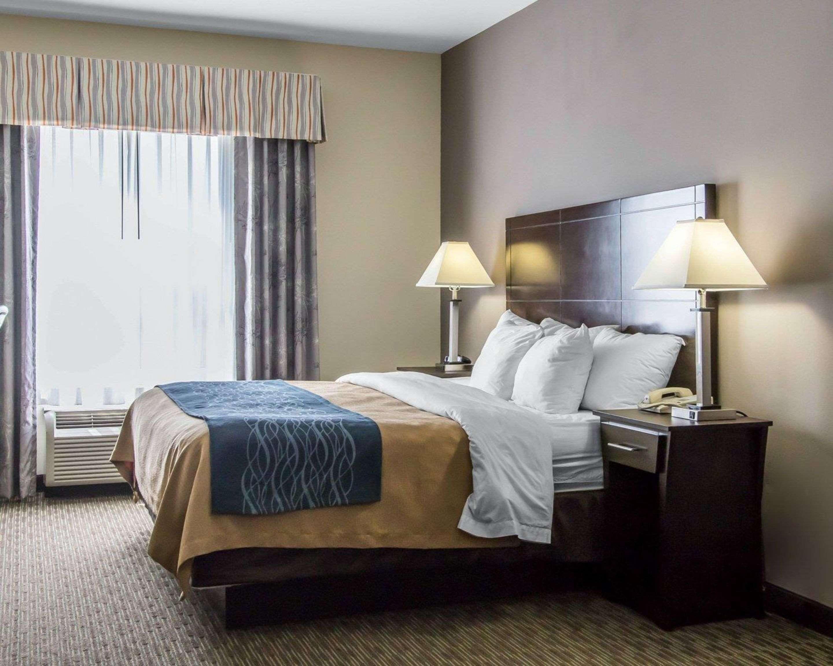 Comfort & West - I-40
