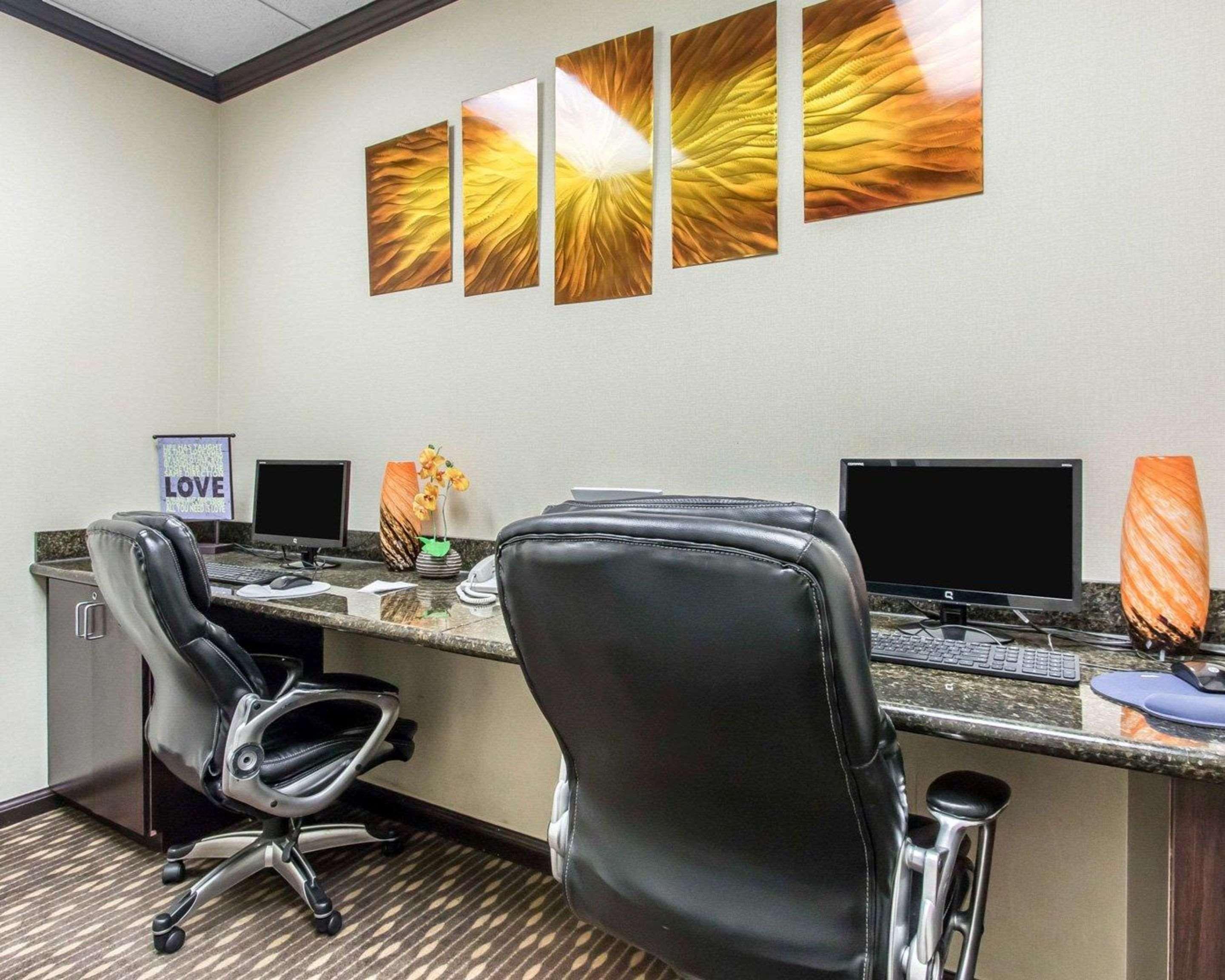 Hotel Comfort & West - I-40 Oklahoma City